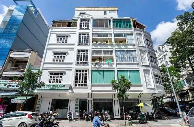 Hình ảnh Cho thuê góc 2 mặt tiền Nguyễn Thái Bình & Ký Con