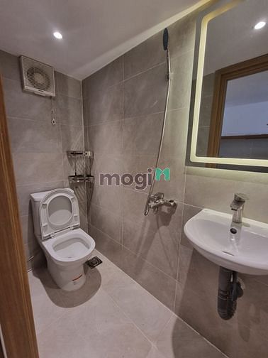 Hình ảnh 5tr cho phòng gác lửng cửa sổ, ban công, FULL nt ở Lý Phục Man Q7