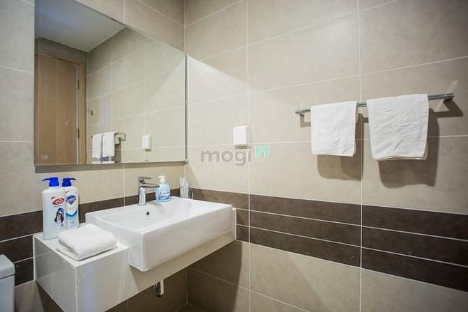 Hình ảnh Mua không kẻo lỡ. SIÊU PHẨM RiverGate Bến Vân Đồn Q4 63M2 2.435 Tỷ