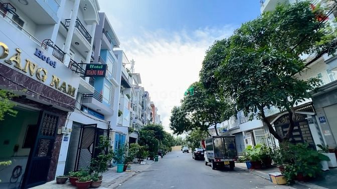 Hình ảnh Giảm sốc- Nhà Phố 5 lầu KDC Nam Long Phú Thuận Q7.DT: 5 x 20m, 12,5 tỷ