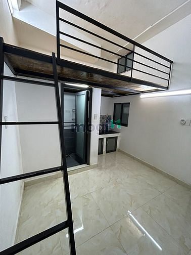 Hình ảnh Phòng trọ mặt tiền đường lớn, thang máy