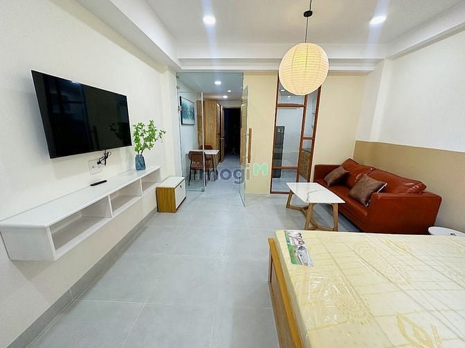 Hình ảnh CH 1PN riêng có Balcony thang máy, Full nội thất ngay Võ Thị Sáu, Q1