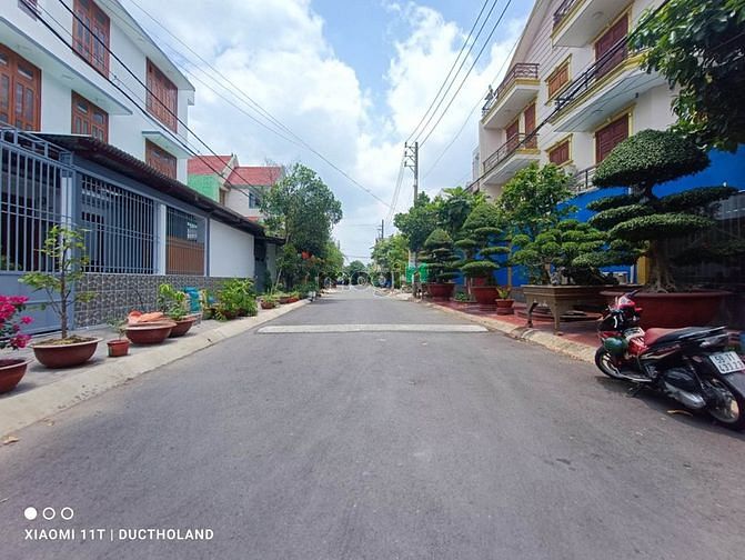 Hình ảnh Bán GẤP 1000m2 đất TC100% đường xe công Lê Thị Riêng, Thới An, Quận 12