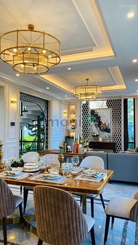 Hình ảnh Cần cho thuê CC Sky Center Phổ  Quang Q.TB. DT 50m2, 1P, 1WC. Giá chỉ