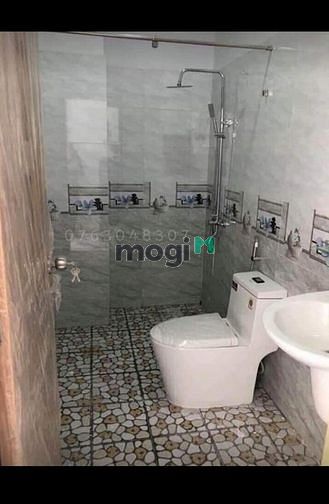 Hình ảnh Thua cá độ cần bán gấp căn nhà Đ. Tôn Đản, Q.4 1.231 tỷ  56.m2, SHR
