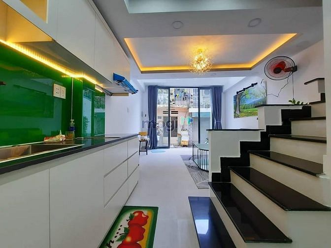Hình ảnh KHÔNG CÓ CĂN THỨ HAI nhà Phổ Quang Q. Tân Bình 56m2 chỉ 3tỷ2
