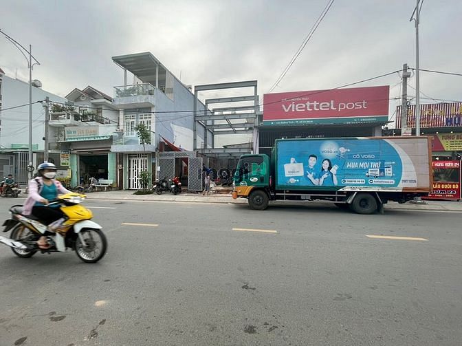 Hình ảnh Bán 2.045m2 thổ cư Mặt Tiên Hồ Văn Hớn Quận 12, Gía 120tr/m2