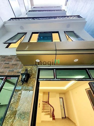 Hình ảnh Bán Nhà Giáp Bát - Hoàng Mai , DT 37m2 , 6T , MT 6m2 , Giá Hơn 5 Tỷ