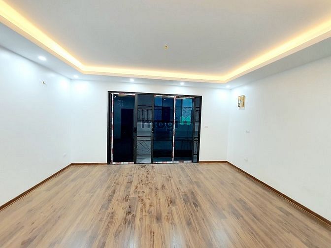 Hình ảnh Bán Nhà Giáp Bát - Hoàng Mai , DT 37m2 , 6T , MT 6m2 , Giá Hơn 5 Tỷ