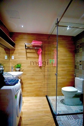 Hình ảnh Full nội thất cao cấp - 2 Ban công - di chuyển qua quận 1,3 chỉ 5p