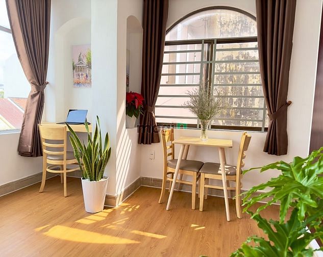 Hình ảnh Cho thuê CH Studio Balcon, thang máy, Ful nội thất ngay Nguyễn Trãi Q1
