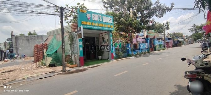 Hình ảnh Bán đất ngộp, Mặt tiền kinh doanh, Dĩ An, chỉ 4.2 tỷ