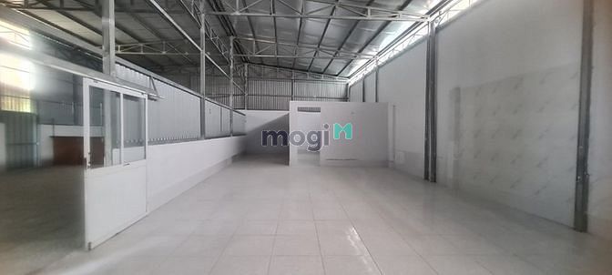 Hình ảnh Cho thuê xưởng dt 1000m2 Giá 60tr Phan Văn Hớn