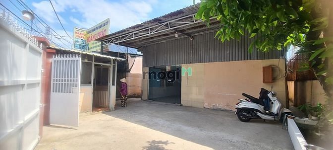 Hình ảnh Cho thuê xưởng dt 1000m2 Giá 60tr Phan Văn Hớn