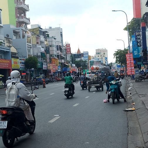 Hình ảnh Cho Thuê Tòa Nhà Góc 2MT Bạch Đằng, Bình Thạnh - DTSD hơn 400m2