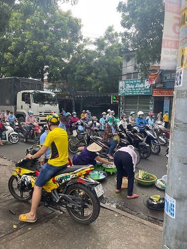 Hình ảnh Chính chủ bán đất mặt tiền Ngô Chí Quốc diện tích 120m2
