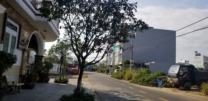 Hình ảnh RẺ - Bán đất MT Ngô Quang Huy - đối lưng trục Vương Thừa Vũ rất đẹp