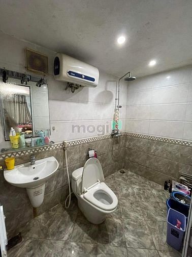 Hình ảnh Bán nhà phố Văn Cao, Quận Ba Đình, diện tích 48m2, 4t, giá 4,1 tỷ