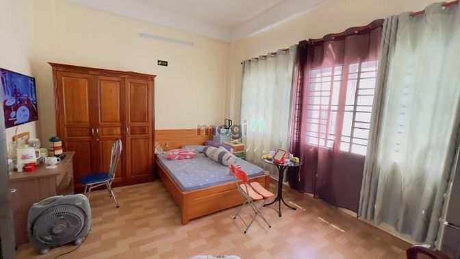 Hình ảnh Nhà MT Huỳnh Văn Nghệ, Phạm Văn Bạch, Tân Bình, 86m2, 4 tầng.