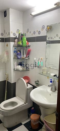 Hình ảnh Cho thuê phòng tầng 2, mặt phố Chính Kinh.