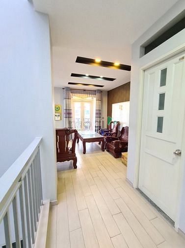Hình ảnh Bán biệt thự Bàu Cát, p14, Tân Bình, nội thất Châu Âu, thang máy