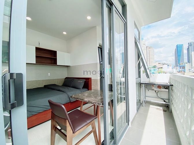 Hình ảnh CHDV - Ban Công - Dạng Studio Full nội thất - Ngay Nguyễn hữu Cản