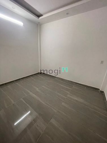Hình ảnh Nhà cho thuê Bình Trị Đông 4mx18m 3 lầu 5PN 3WC