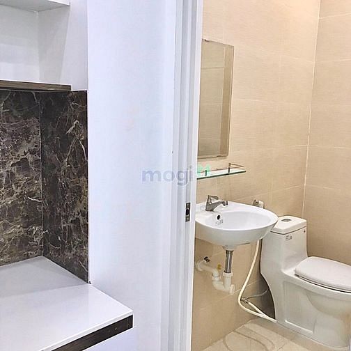 Hình ảnh Trống 1p studio cửa sổ nằm sát Quận 10