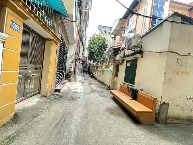 Hình ảnh BÁN ĐẤT Nguyễn Ngọc Vũ 48m2 ĐẤT, mặt tiền 4m, LÔ GÓC, NGÕ THÔNG