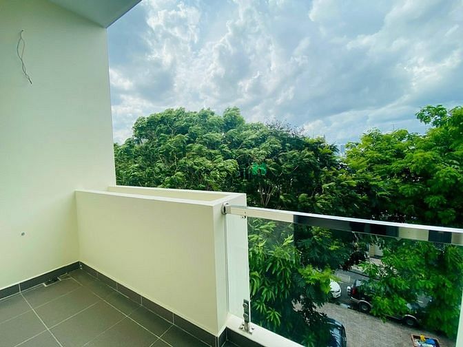 Hình ảnh Studio ban công full nt ngay cầu Ng Văn Cừ; kế Quận 1 | Dương Bá Trạc