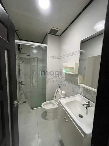Hình ảnh Bán gấp chung cư Goldview, Q.4 1,840 tỷ 65m2, SHR