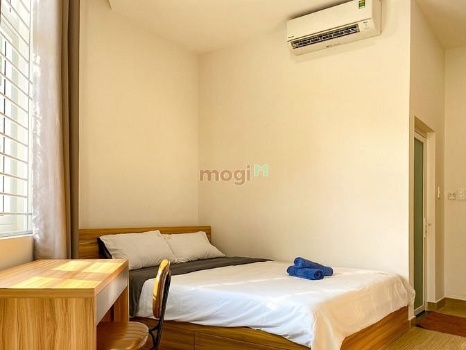 Hình ảnh Studio balcon đầy đủ tiện nghi, gần các dịch vụ tiện ích quận 7.