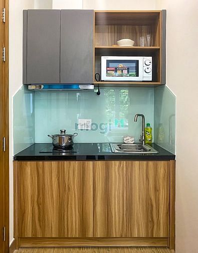 Hình ảnh Studio balcon đầy đủ tiện nghi, gần các dịch vụ tiện ích quận 7.