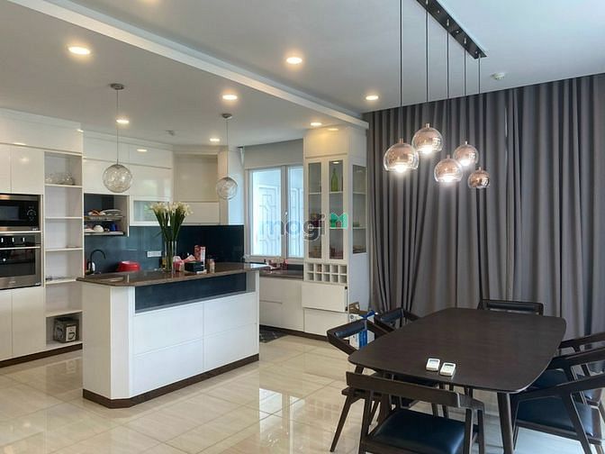 Hình ảnh Cho thuê biệt thự Thevenica Khang Điền nhà đã full nội thất dọn.