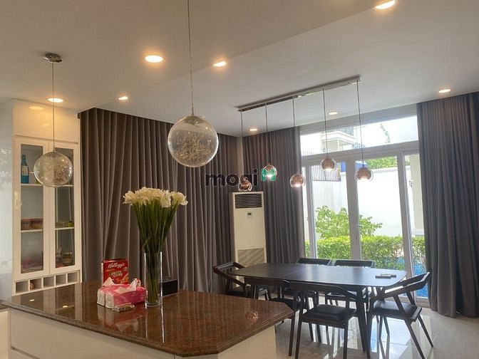 Hình ảnh Cho thuê biệt thự Thevenica Khang Điền nhà đã full nội thất dọn.