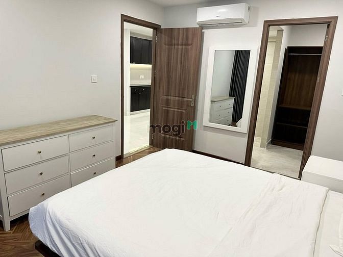 Hình ảnh 2 PHÒNG NGỦ -100m2 -BAN CÔNG -hồ bơi,Gym -Bao phí