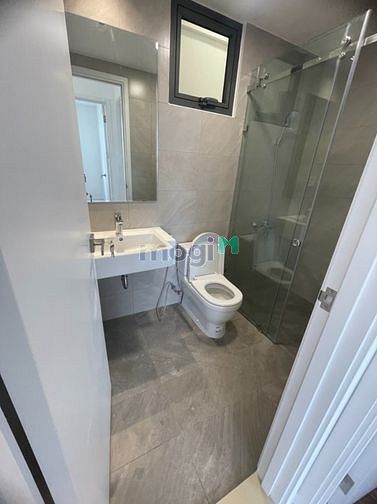 Hình ảnh 2 phòng ngủ - nội thất cơ bản - D'Lusso cho thuê giá 13tr/tháng