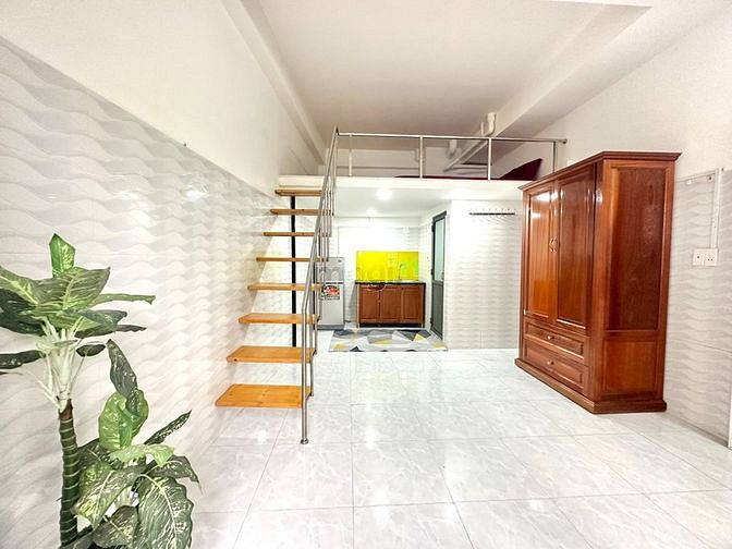 Hình ảnh Siêu Phẩm Gác Lửng Ban Công Ngay Khu Cư Xá Lữ Gia Quận 10,Bảo Vệ 24/24