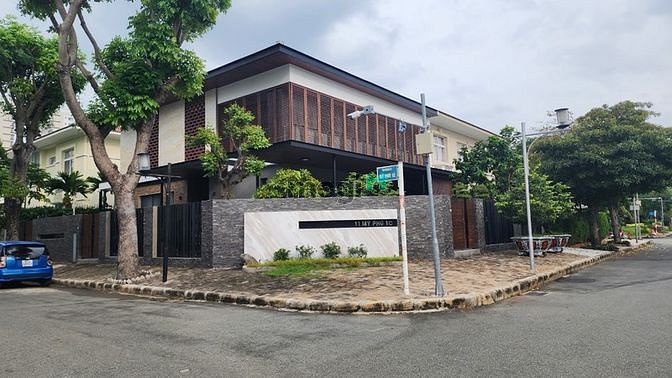 Hình ảnh Cho thuê Nhanh biệt thự Tứ lập sân vườn rộng, PMH,Q7
