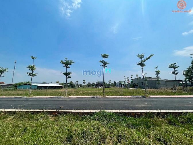 Hình ảnh Bán đất 96m2 mặt tiền Nguyễn Văn Săng, Tân Sơn Nhì, Tân Phú. Sổ sẵn.