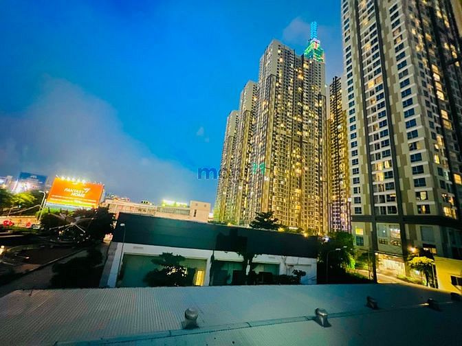 Hình ảnh Mb6623 nạp rút nhanh chóng 2pn bancon sát vinhomes