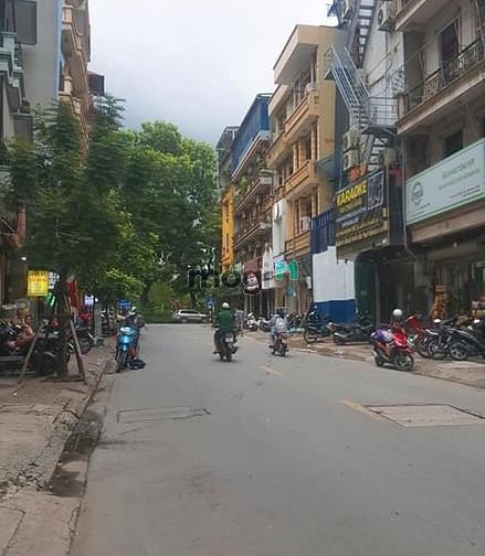 Hình ảnh Cho thuê nhà mặt phố Chùa Láng, Đống Đa 50m2*2 tầng,MT 4m