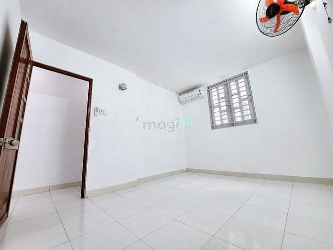 Hình ảnh Cho thuê nhà góc 2mt hẻm  413/18b Lê Văn Sỹ, Phường 12, Quận 3