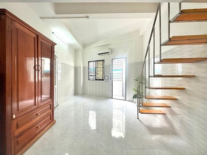 Hình ảnh 🌟Căn Hộ Gác Lửng Ban Công Siêu Thoáng 33m2 Ngay ĐH Bách Khoa