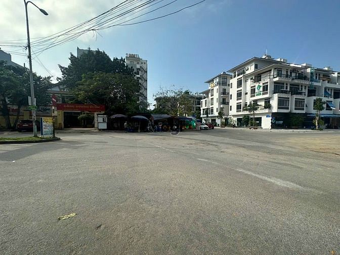 Hình ảnh Bđ bán lô đất gần 700 m tuyến lê hồng phong