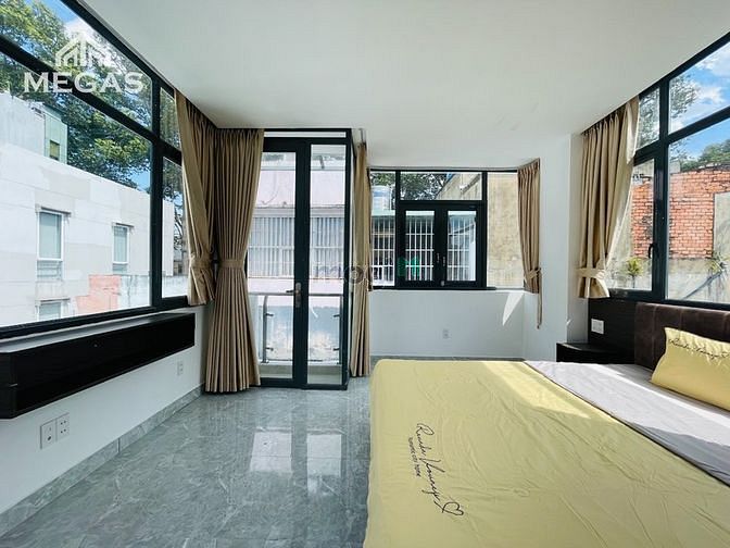Hình ảnh Căn Hộ Quận 1 Cho Thuê - View Kính 180° - Full Nội Thất - Ban Công -