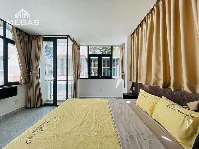 Hình ảnh Căn Hộ Quận 1 Cho Thuê - View Kính 180° - Full Nội Thất - Ban Công -