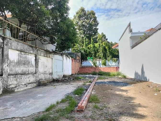 Hình ảnh Giảm 5.83tỷ còn 5.35 tỷ.Bán gấp lô đất 82m2(4.1×20) hẻm oto Lê Văn Chí
