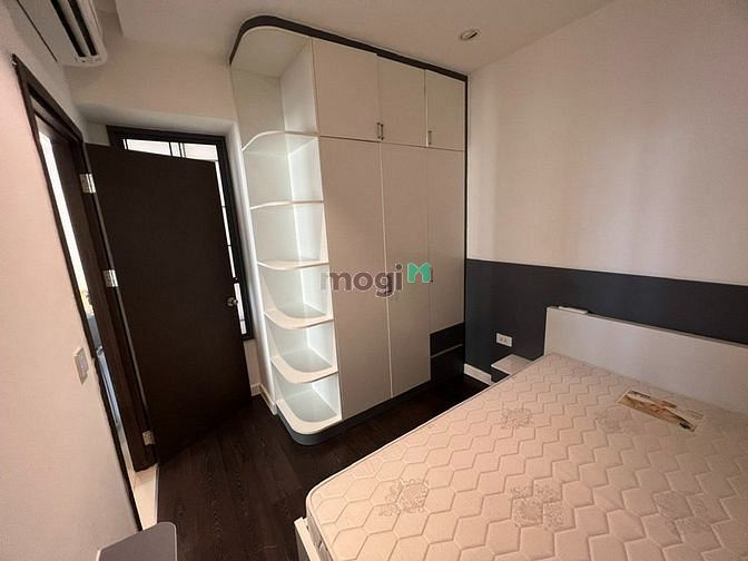 Hình ảnh Cần cho thuê gấp Tresor Q4 , 65m2 , 2pn1wc full đầy đủ nội thất.