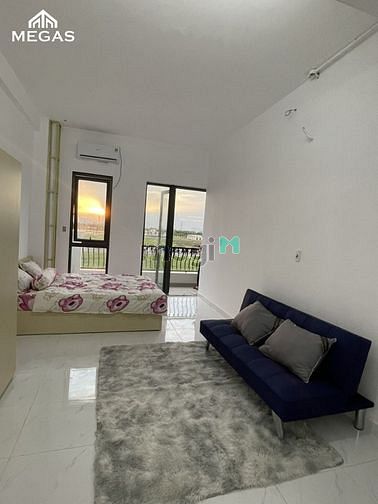Hình ảnh Cho thuê phòng full nội thất có ban công khu đô thị Vạn Phúc
